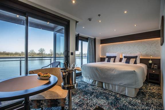 Ship accomodation